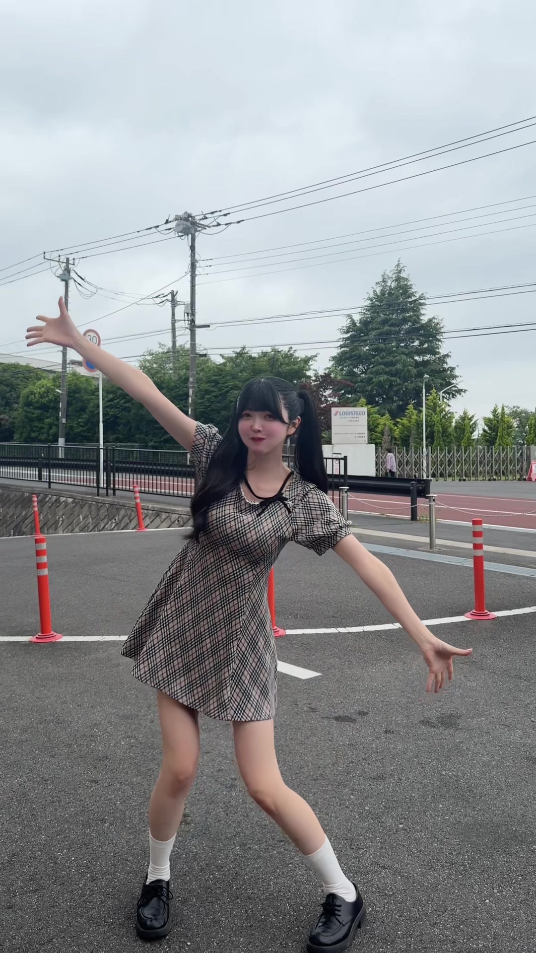 @小野寺梓(おのでら あずさ)