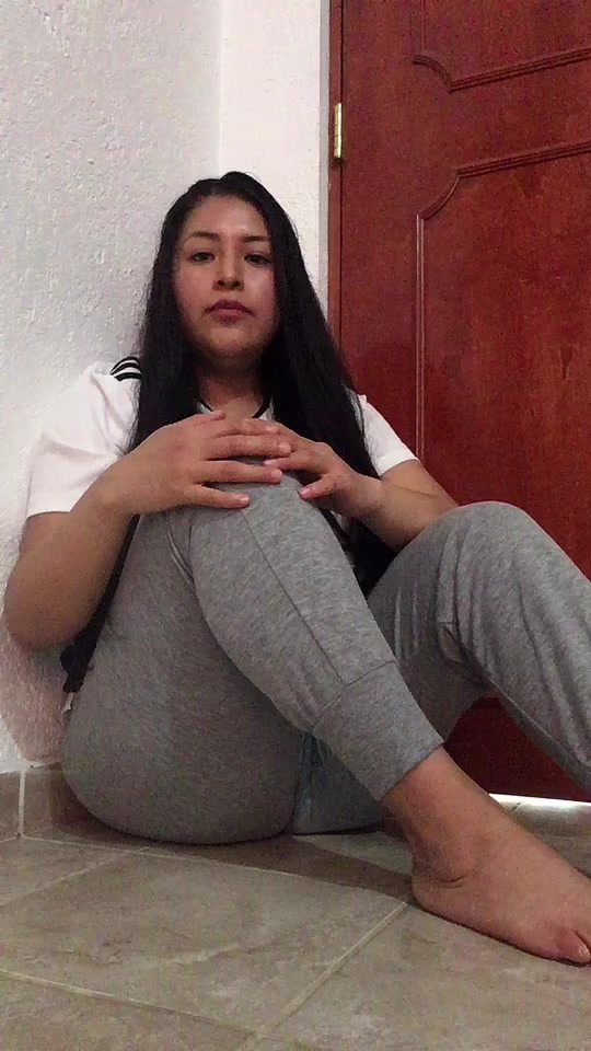 @lolaaokbb en IG