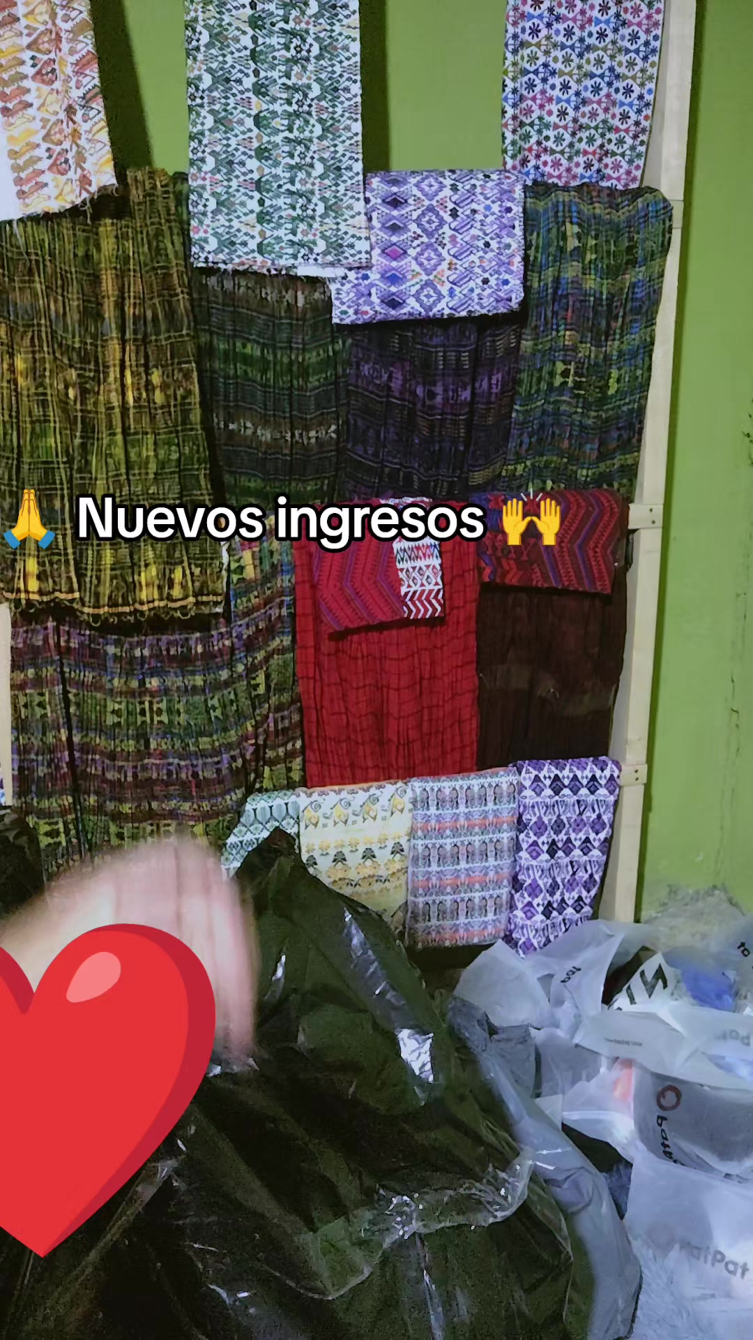 @Trajes tipicosYvariedadesDeysi