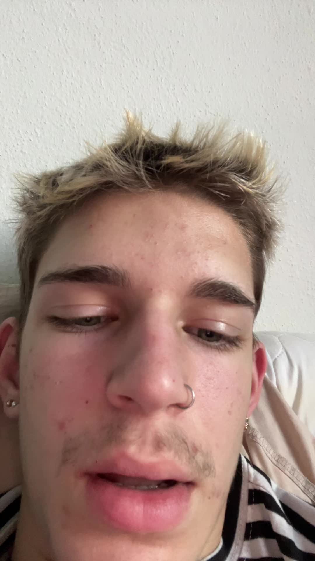 @Henno