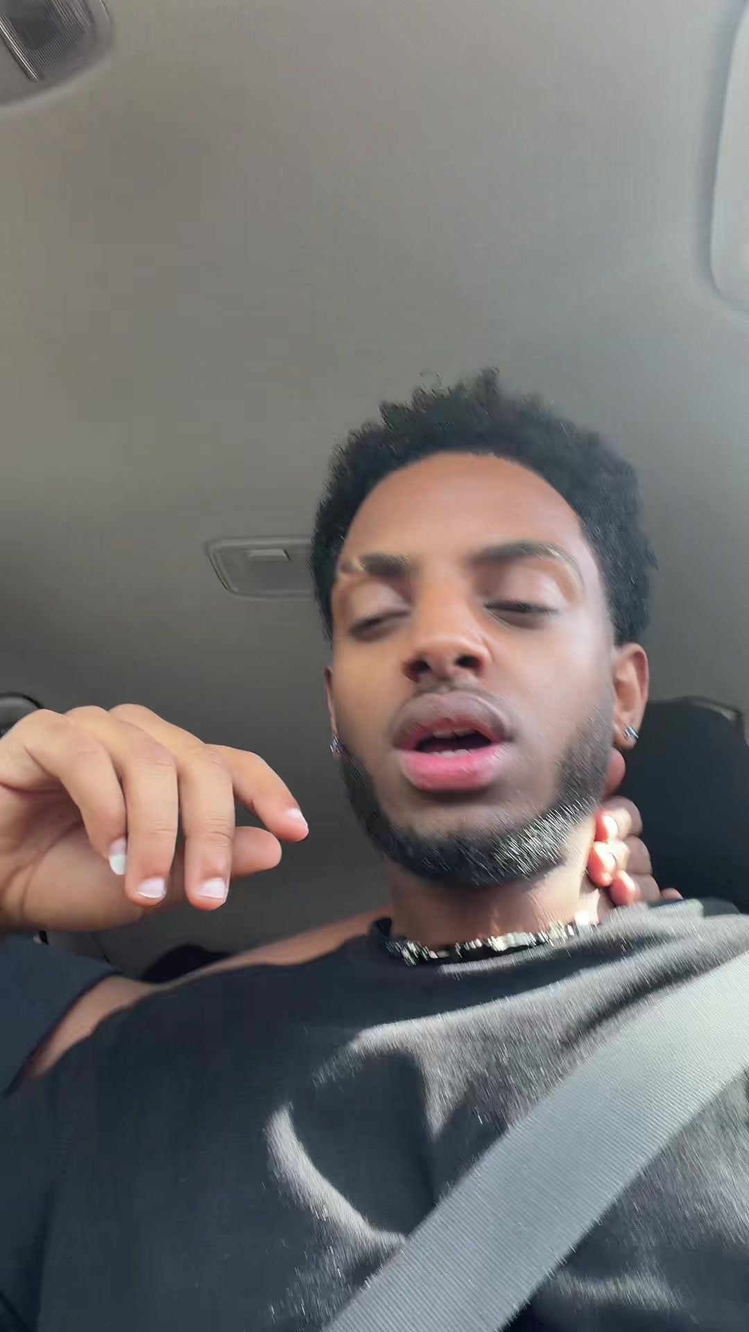 @B 🐝