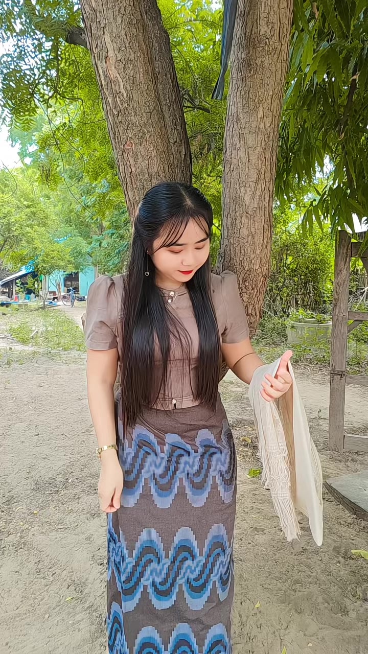 @Ei Myat Thu👑မြစ်ခြေသူလေး👑