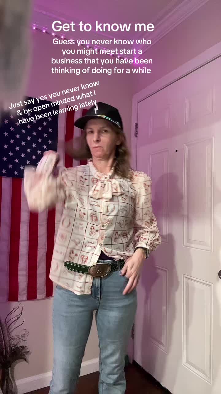 @Carrie ⚡️🦋⚡️