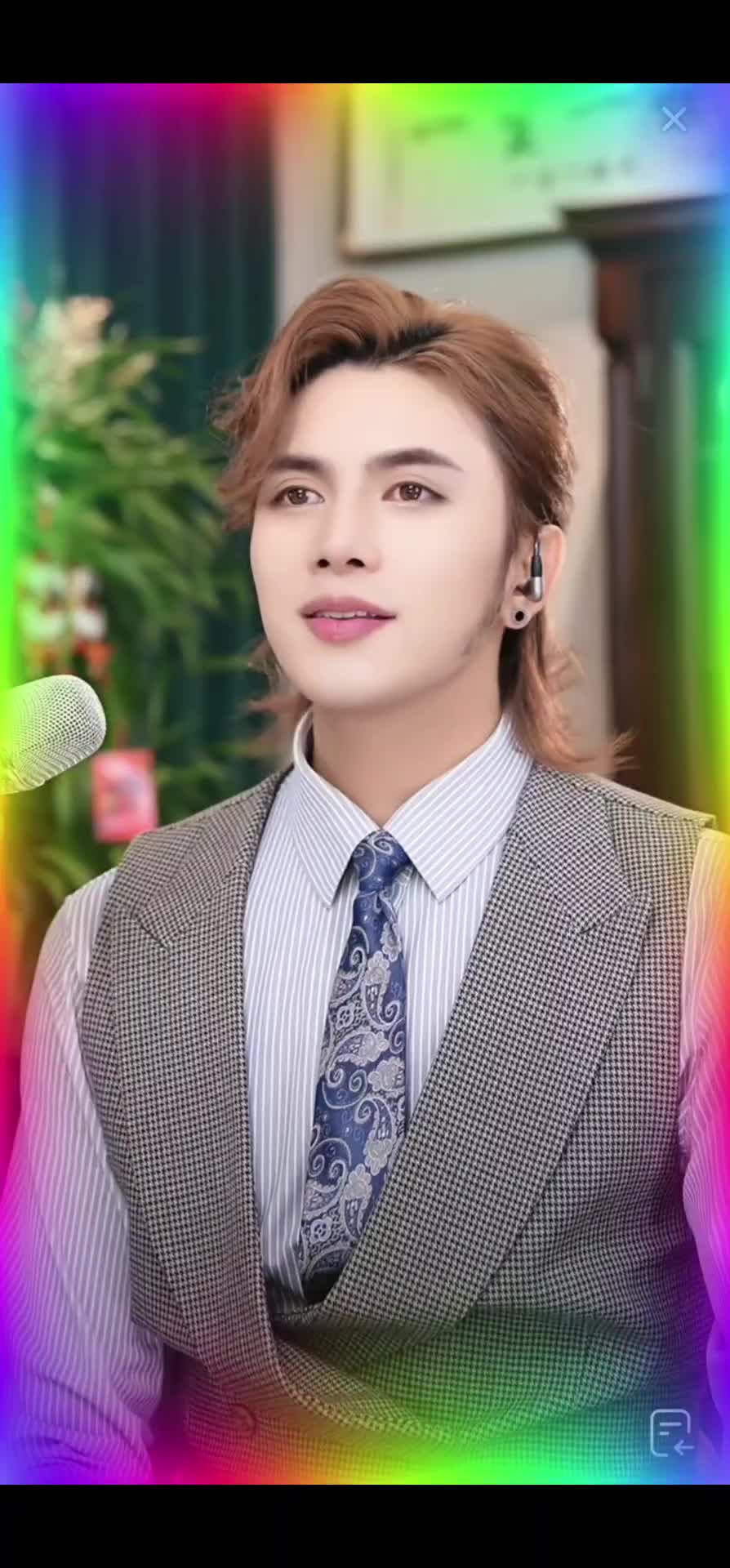 @😸👑𝕭𝕽𝕰𝕰𝖅𝕰-𝖝𝖎🌻😸