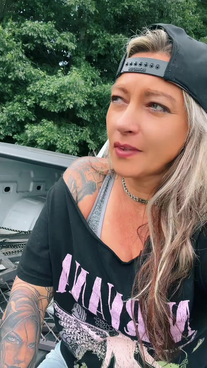 @BillieJay