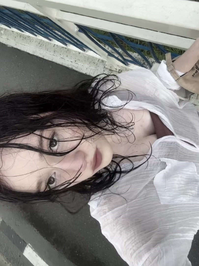 @Рая блин не из рая😫