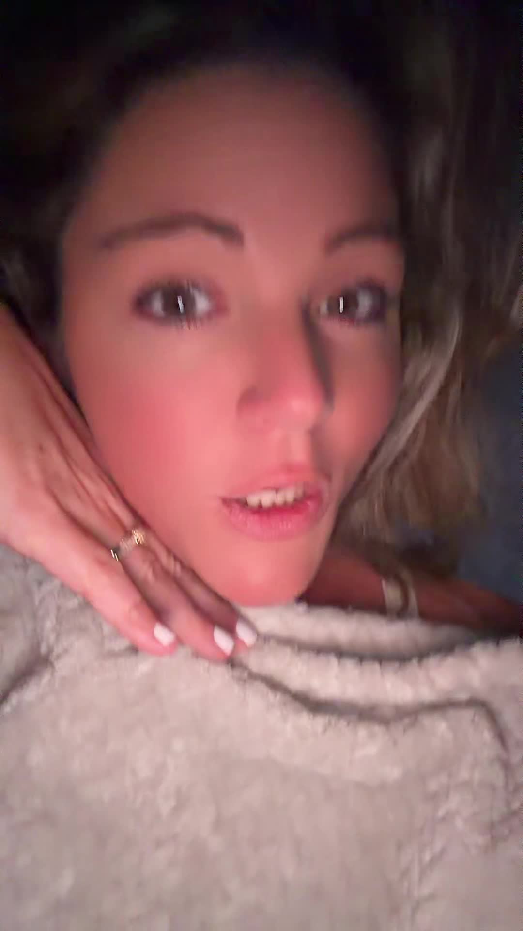@SelfieQueen57👑
