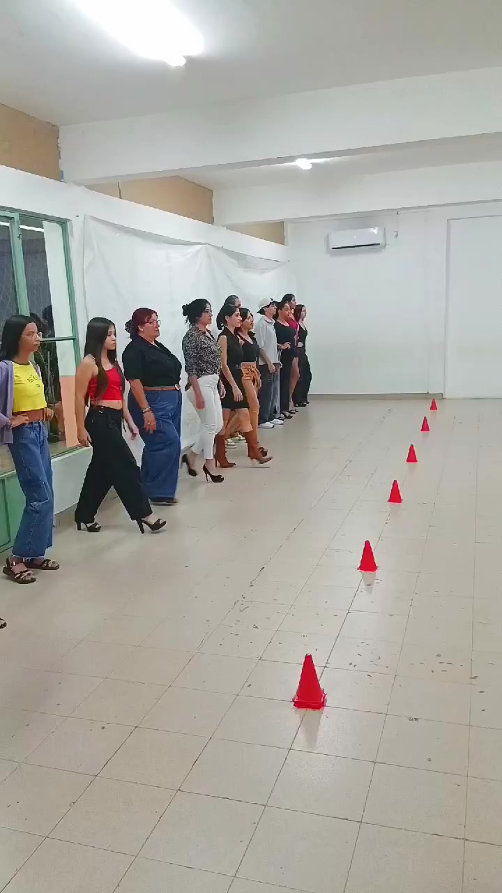 @JB Models Escuela de Modelos