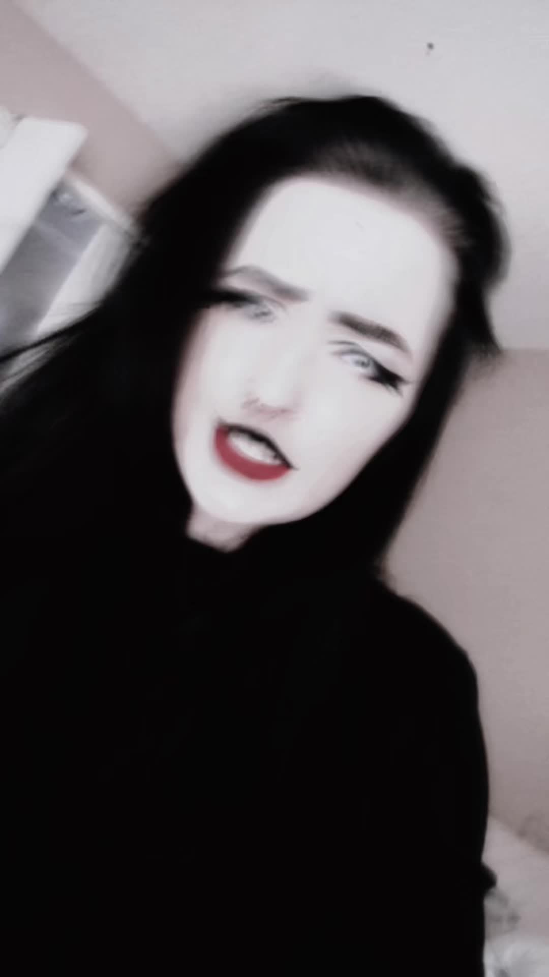 @🫀 𝙰𝙻𝙴𝚇 𝚃𝙰𝚈𝙻𝙾̈𝚁🫀