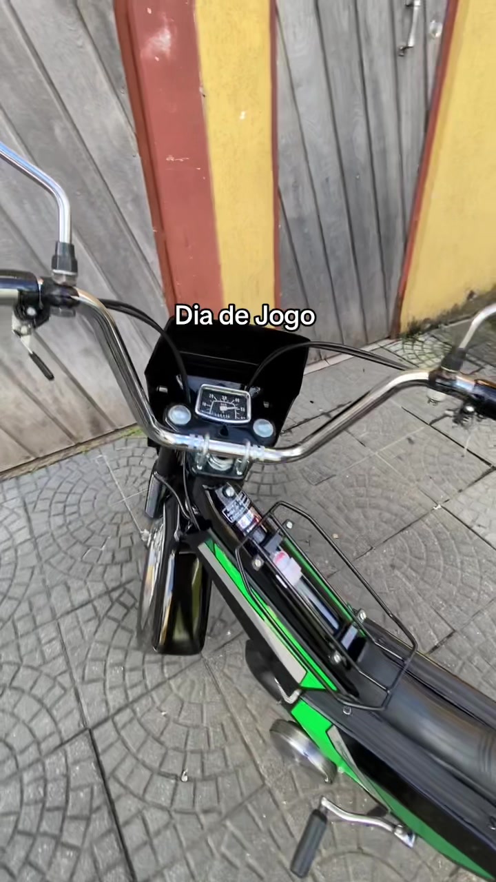 @Insanos e Velozes