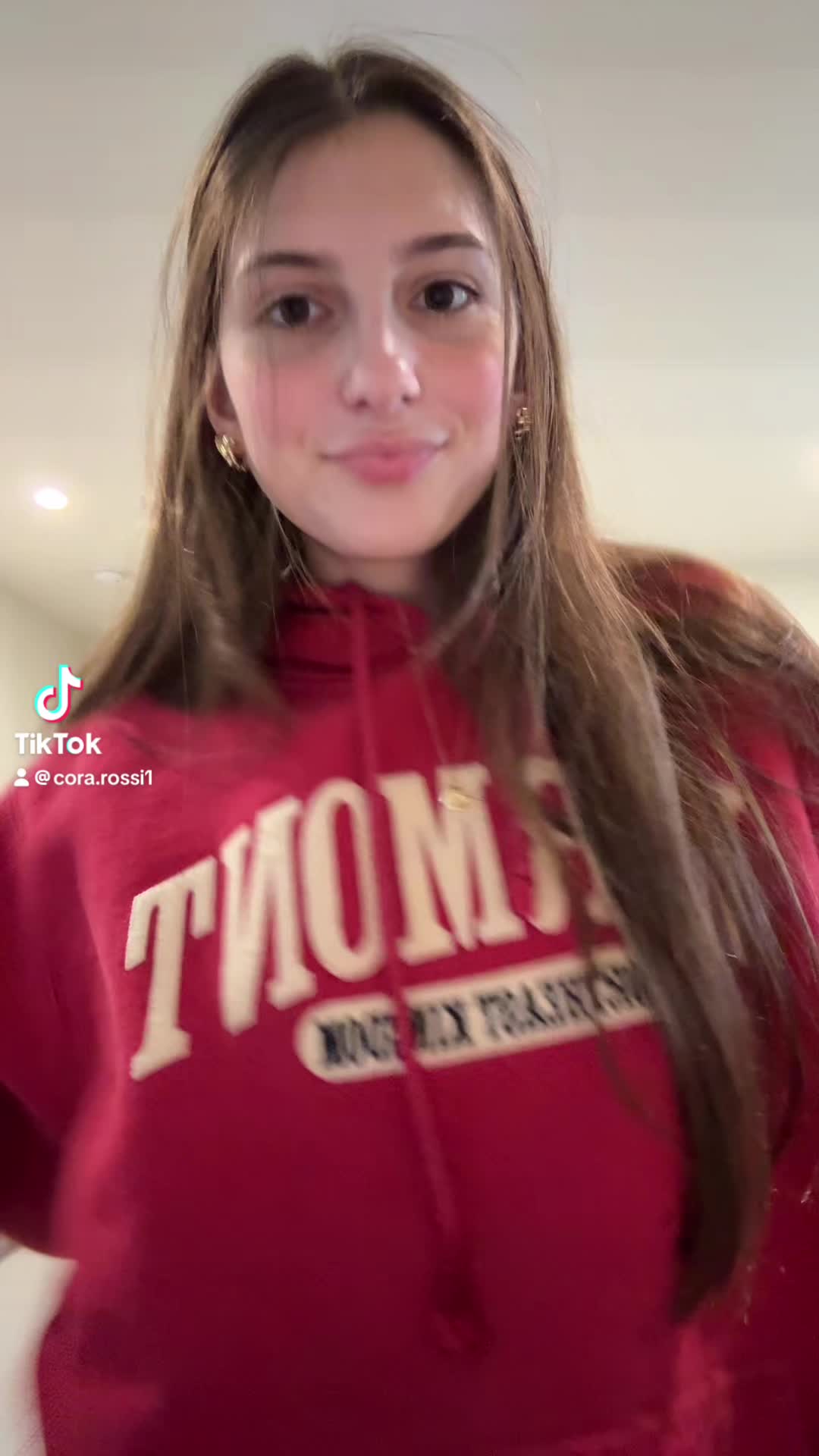 @Cora Rossi