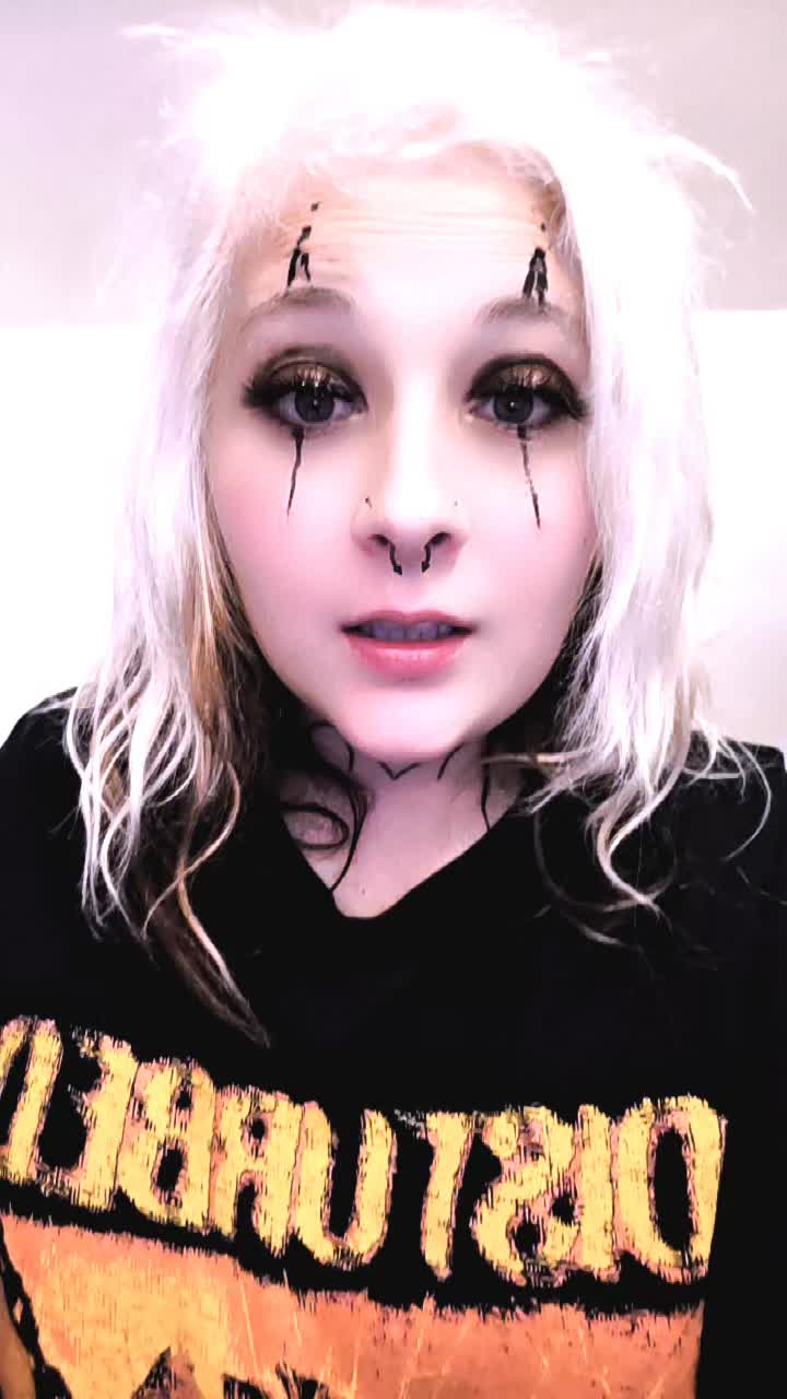 @GothStepMummy