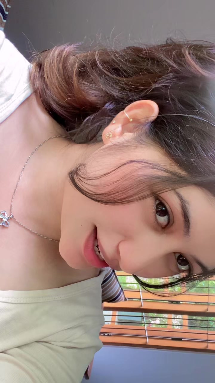@✿❀_ANJU_ITHRA_ᥫᩣ