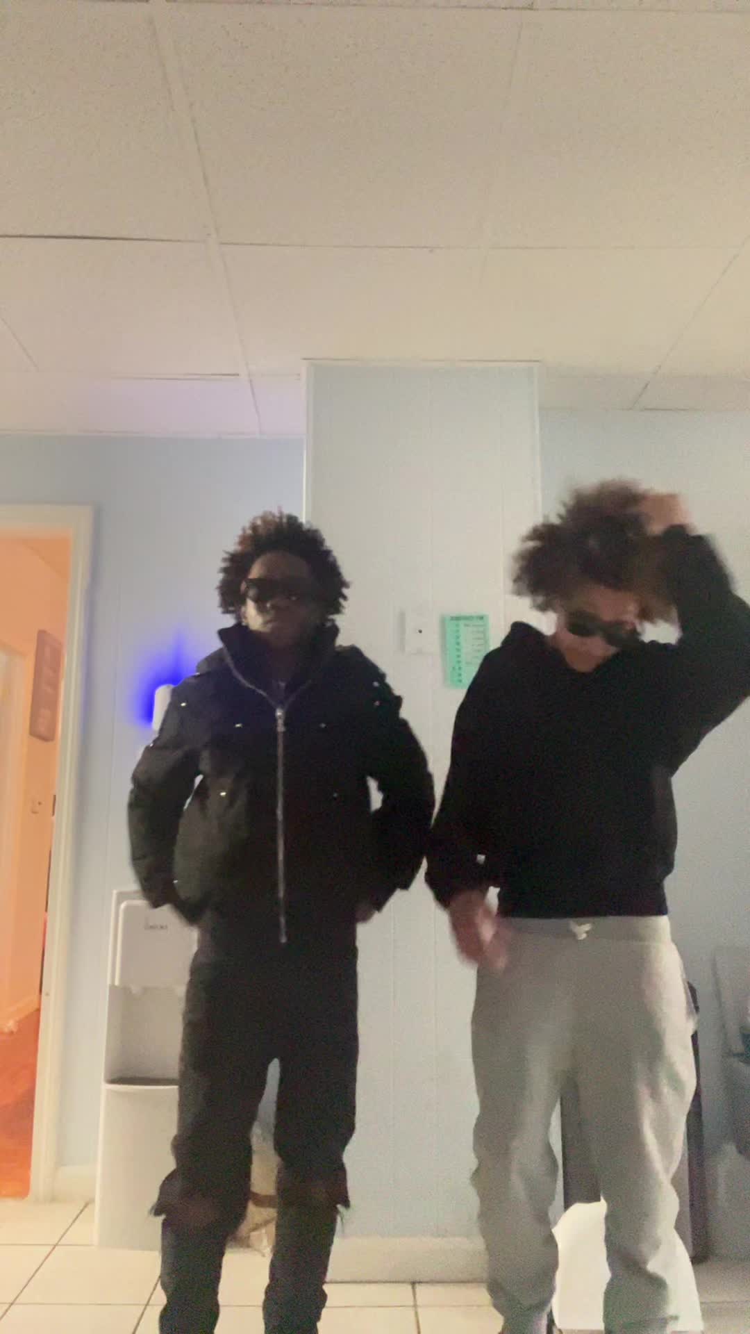 @wyblive