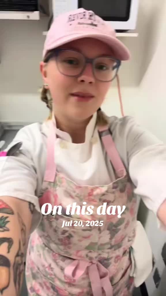 @Sam The Pastry Chef🇨🇦👩🏼&zwj;🍳