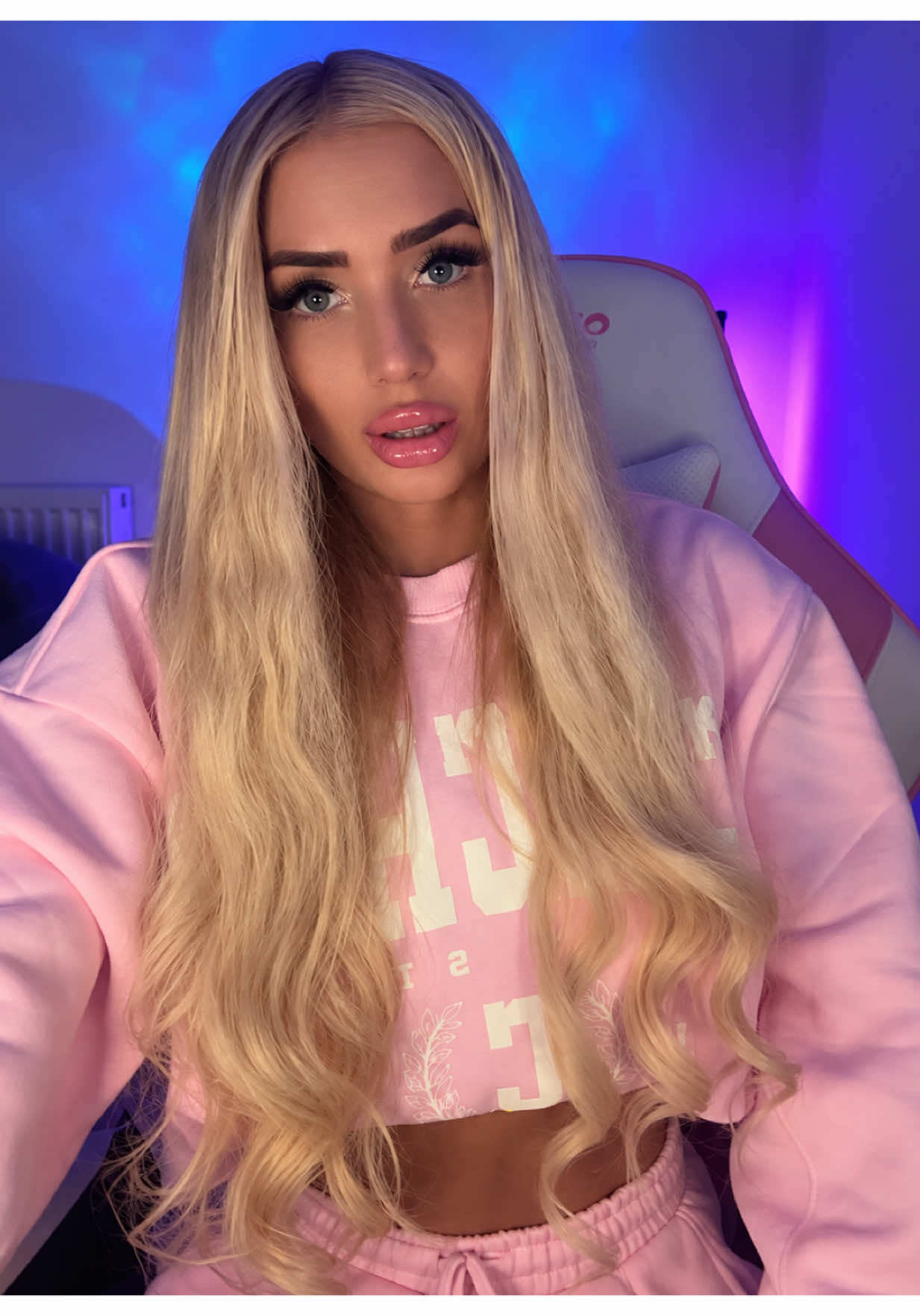 @RitaTheBlonde