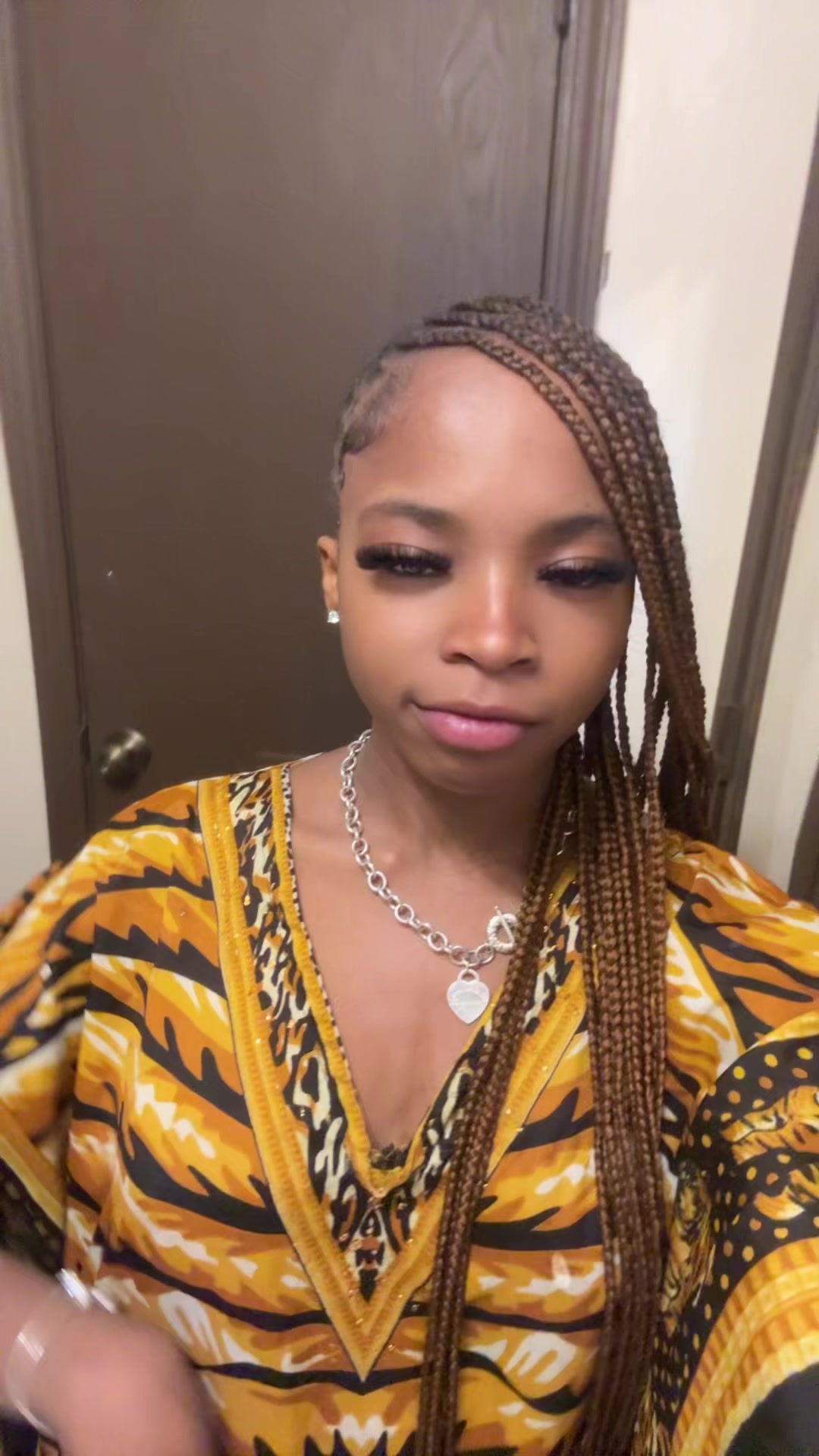 @whoisshe