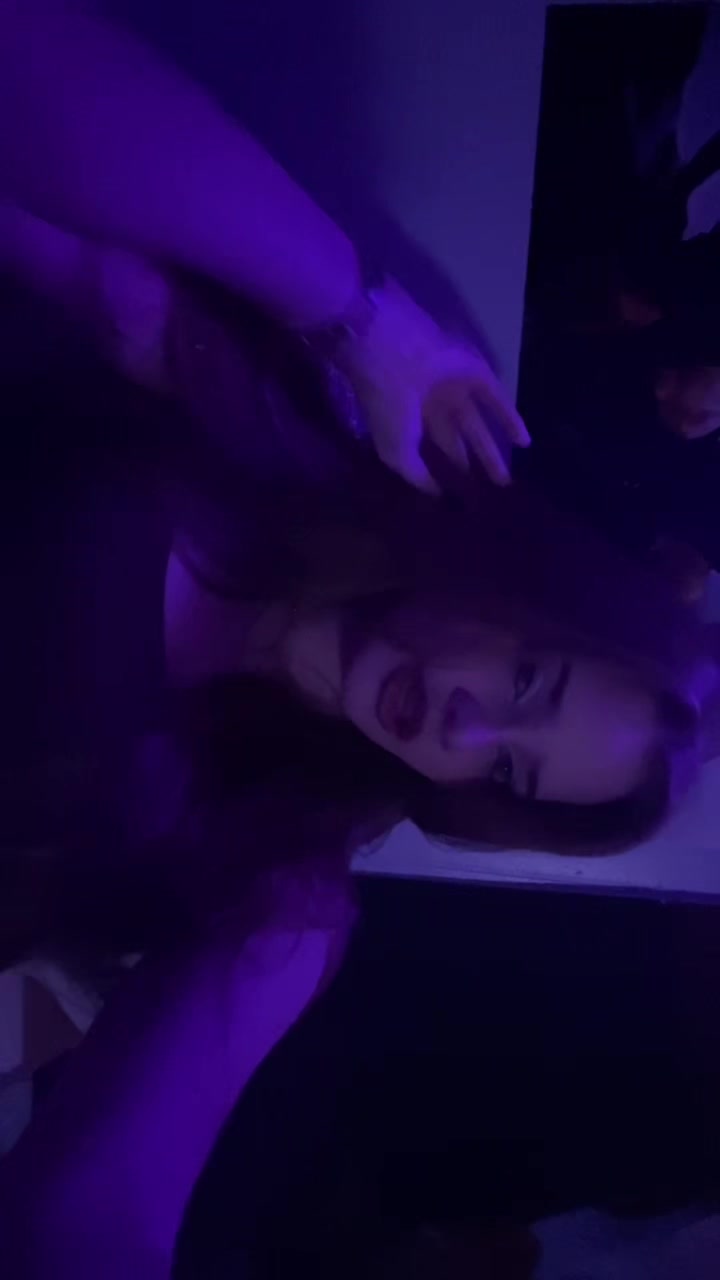 @urfavblonde69