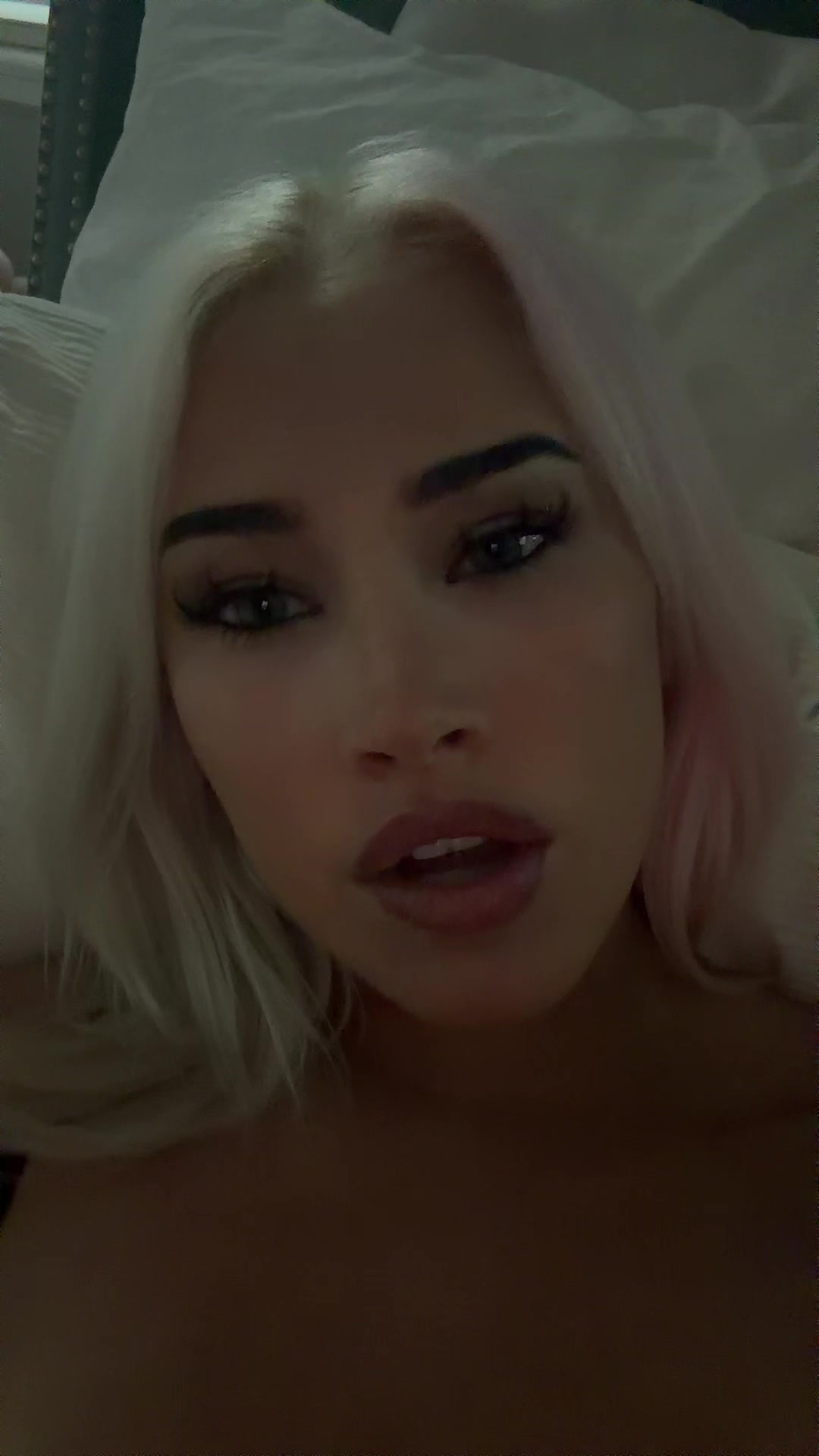 @💋