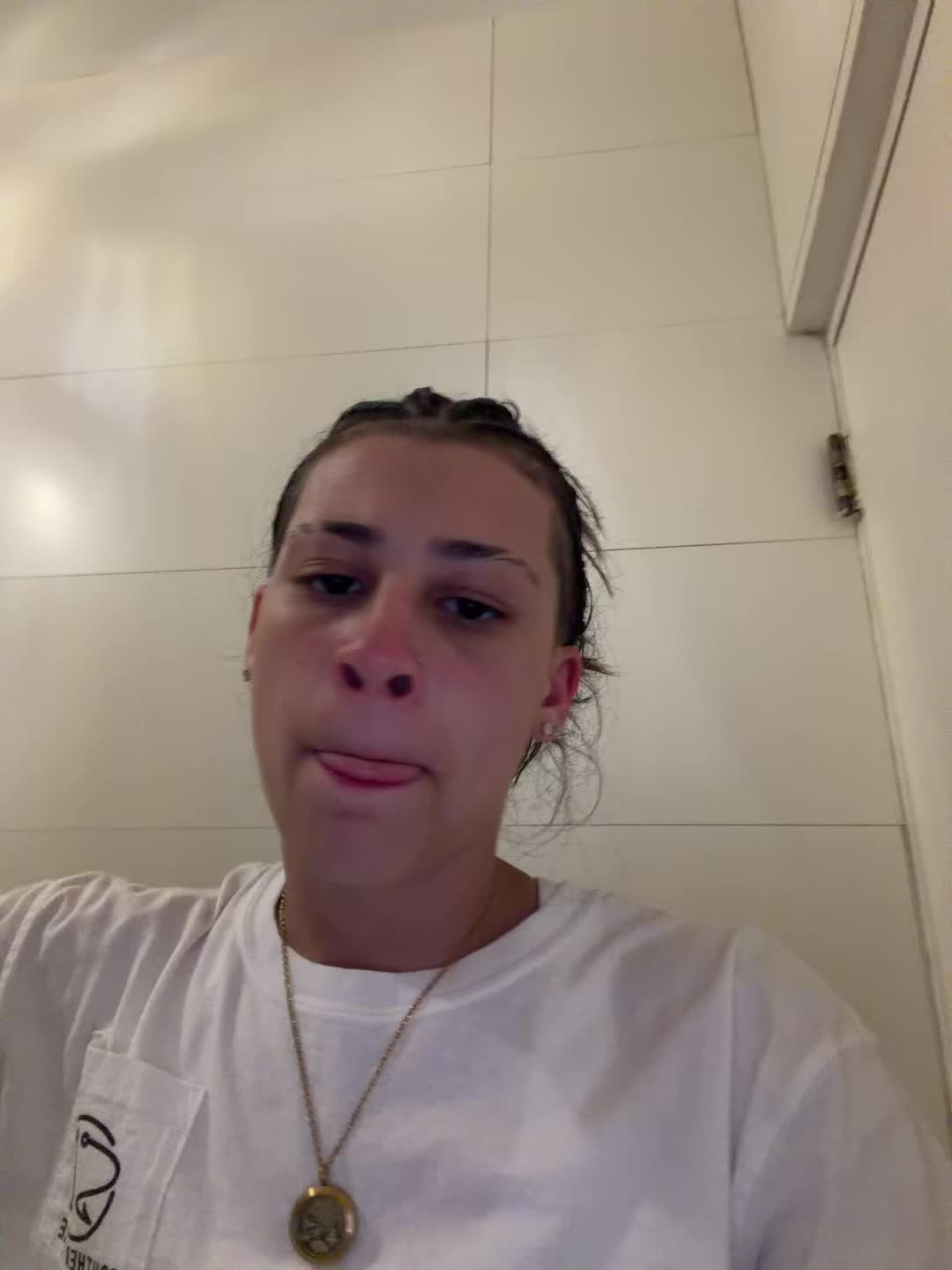 @sheluvsomemary