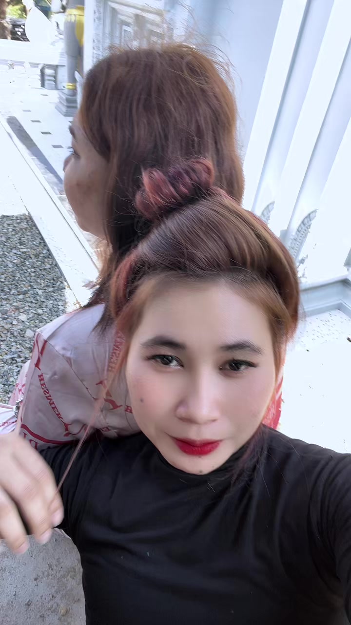 @ស្រី ដាវ