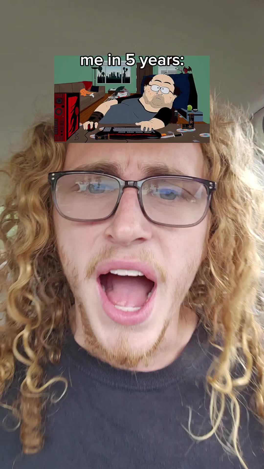 @GoldieGl0cks
