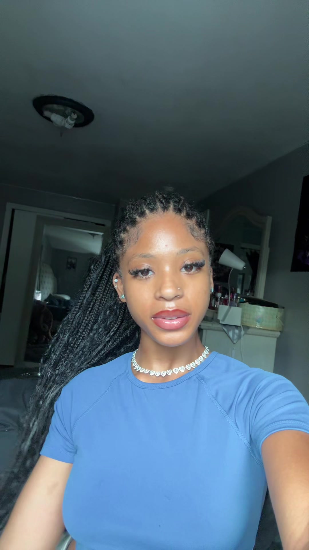 @naomi🌟
