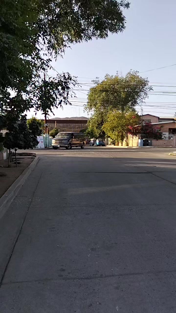 @Angel Carlón