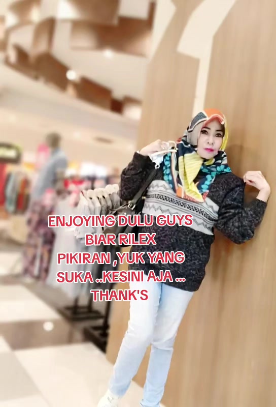 @Indah'