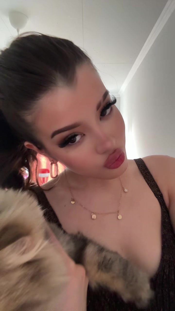 @kimiathefoxy2