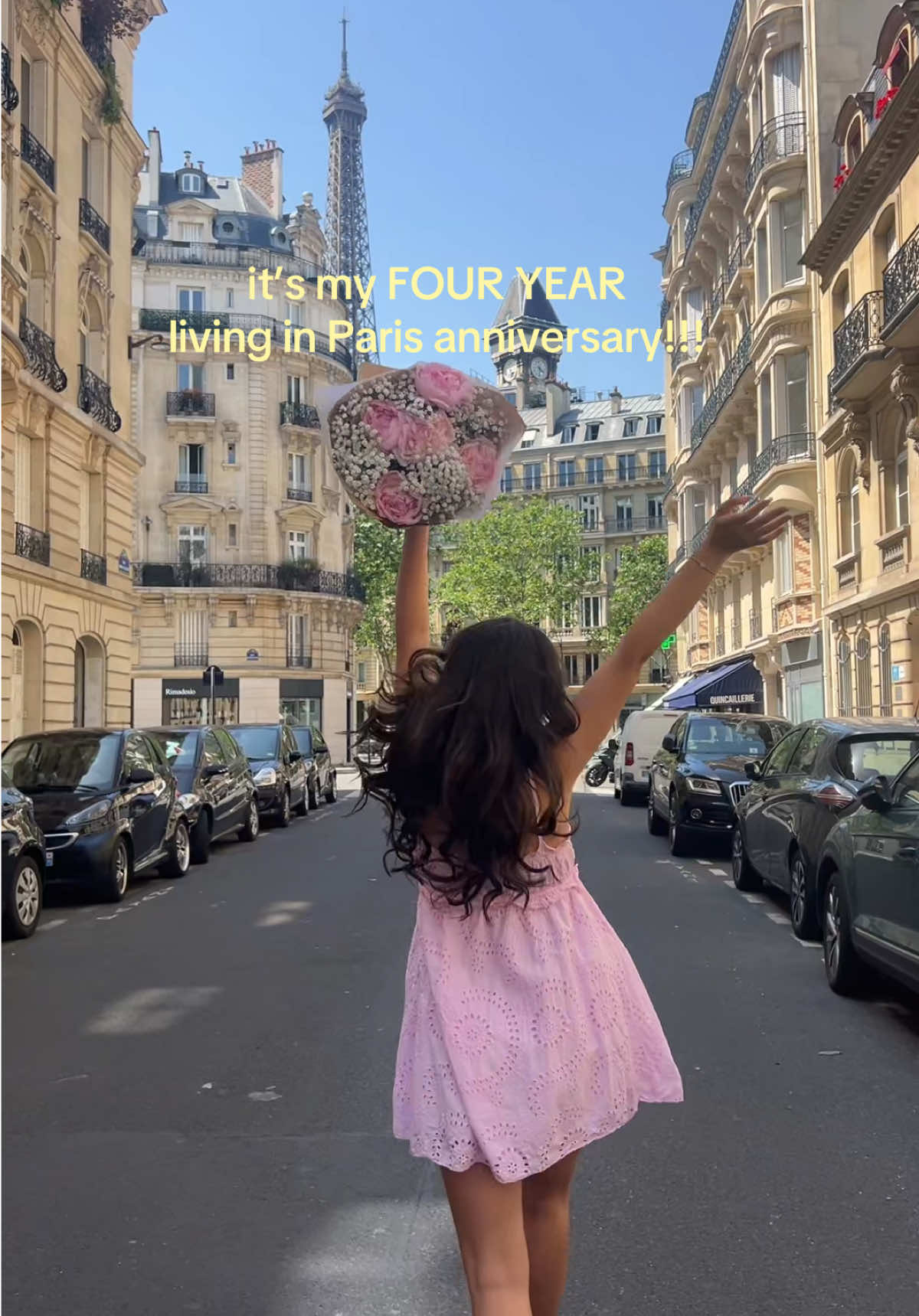 @ZOE IN PARIS 🇫🇷