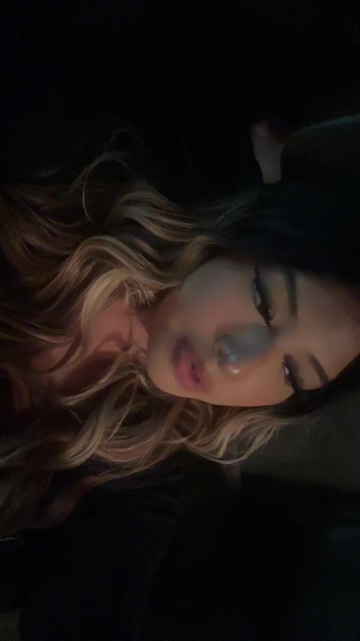 @Esmeralda🌙