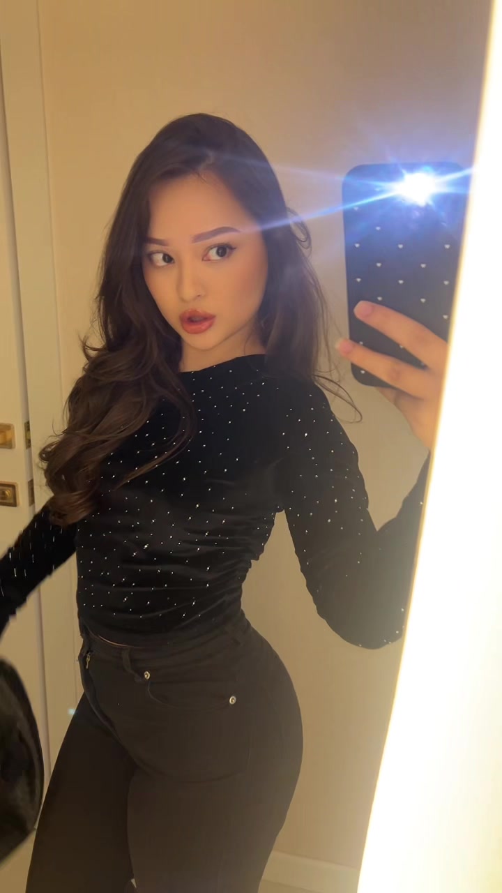 @shelovesei