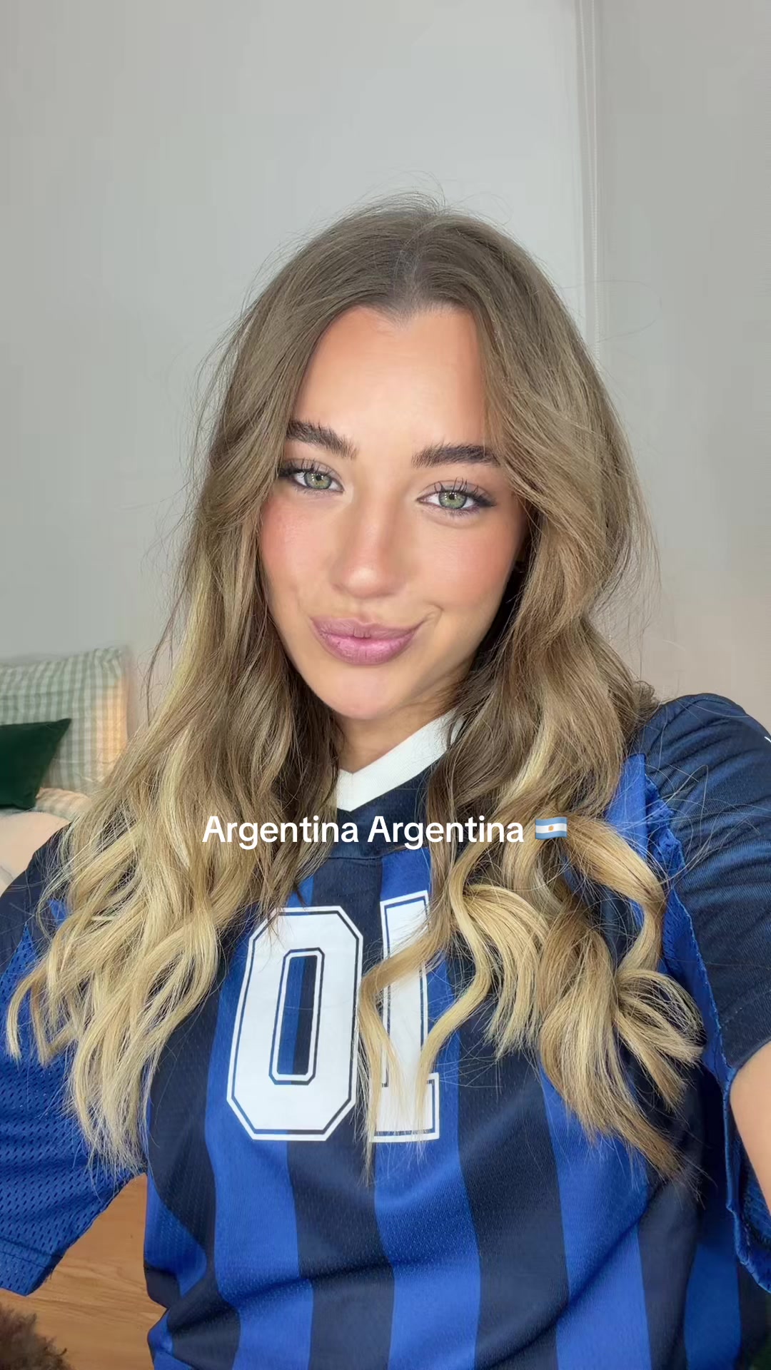 @julicelsi