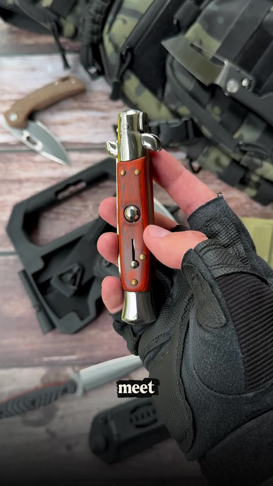 @survival.knives
