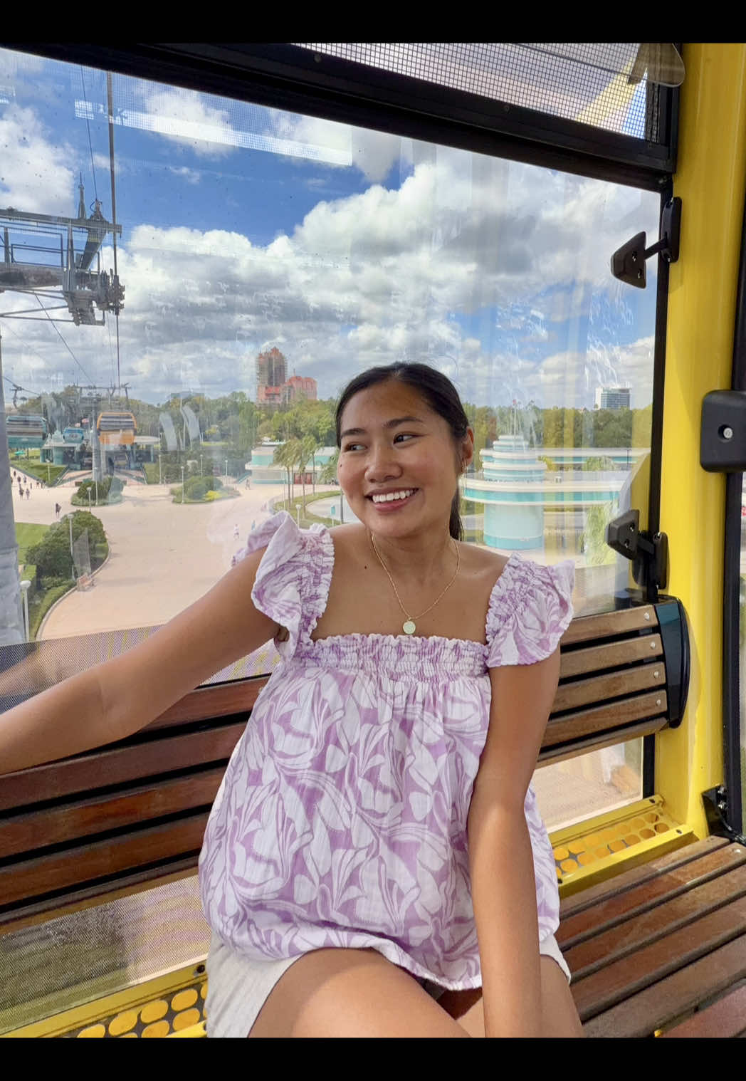@Kristela | Disney SAHM