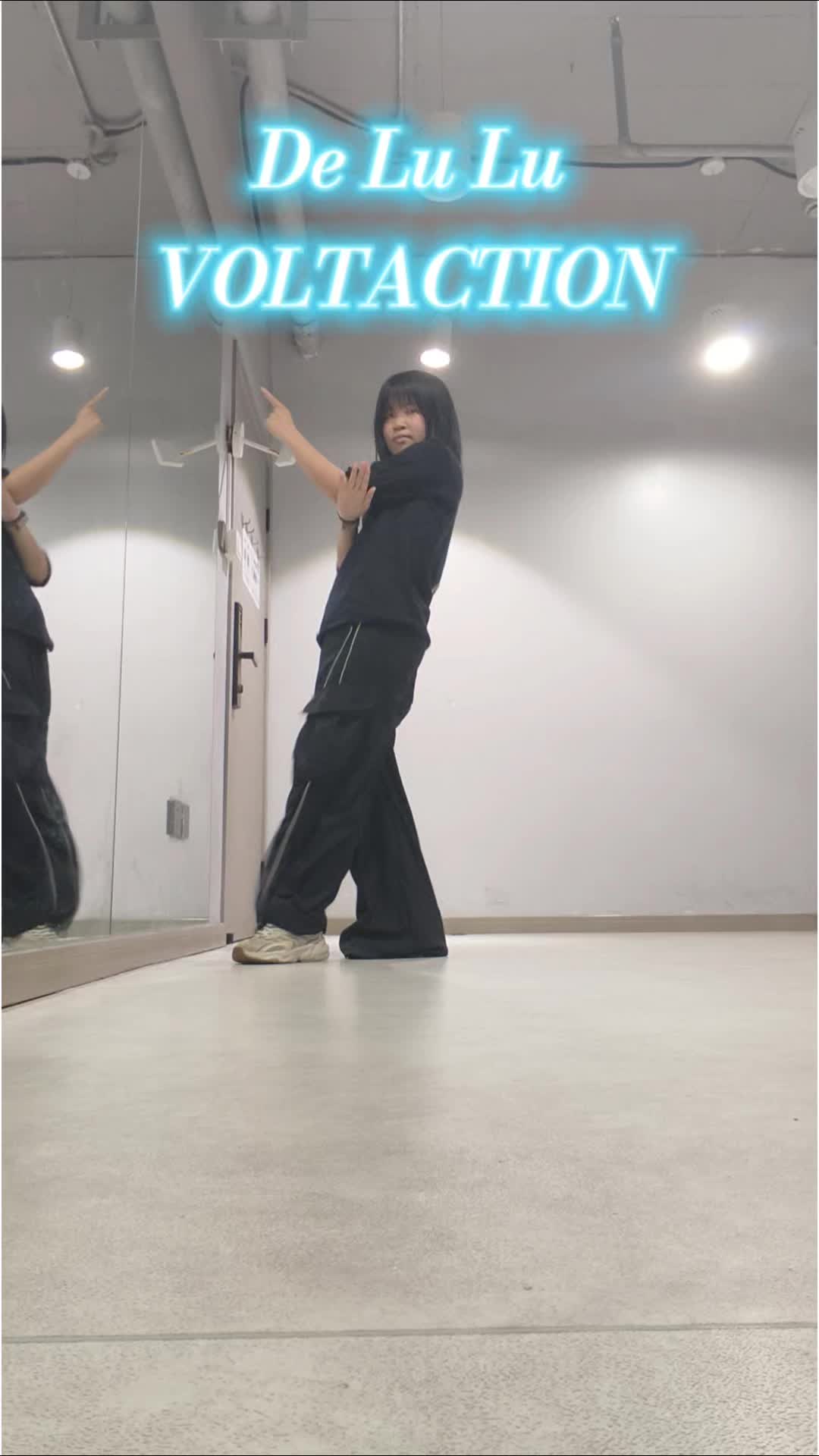 @吴然