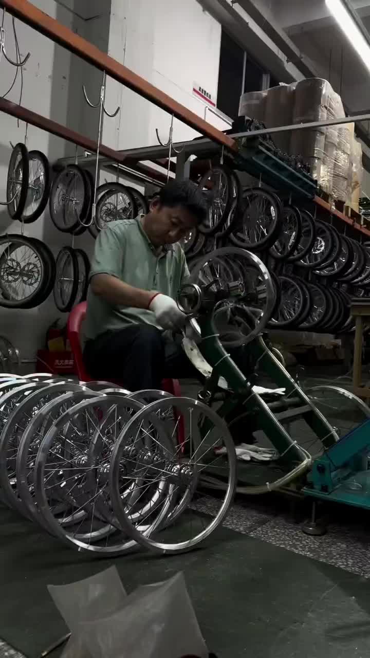 @oukasupermoto