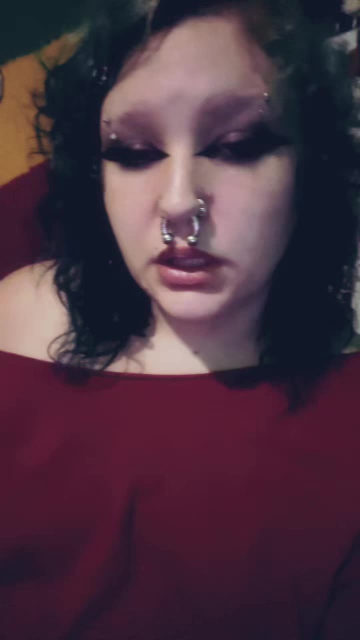 @ipukeglitter63