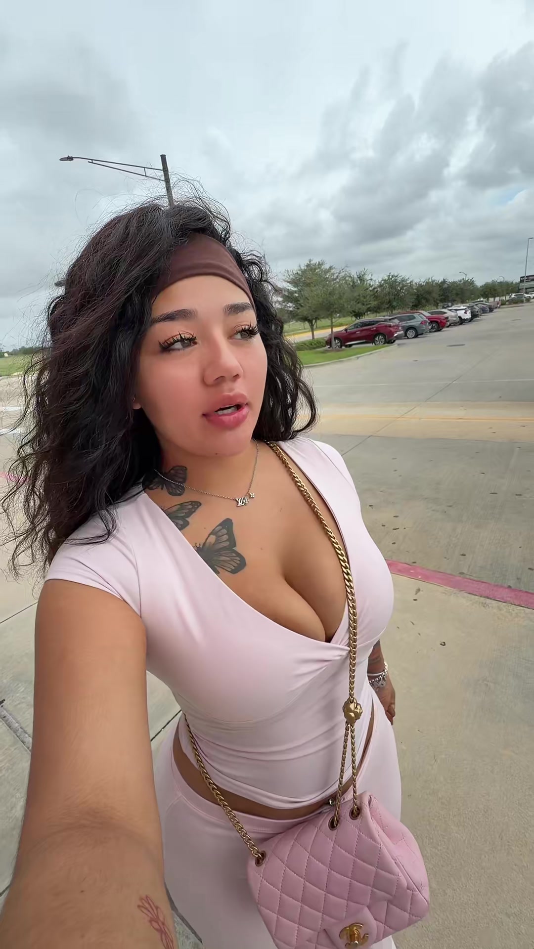 @Daysidukesho