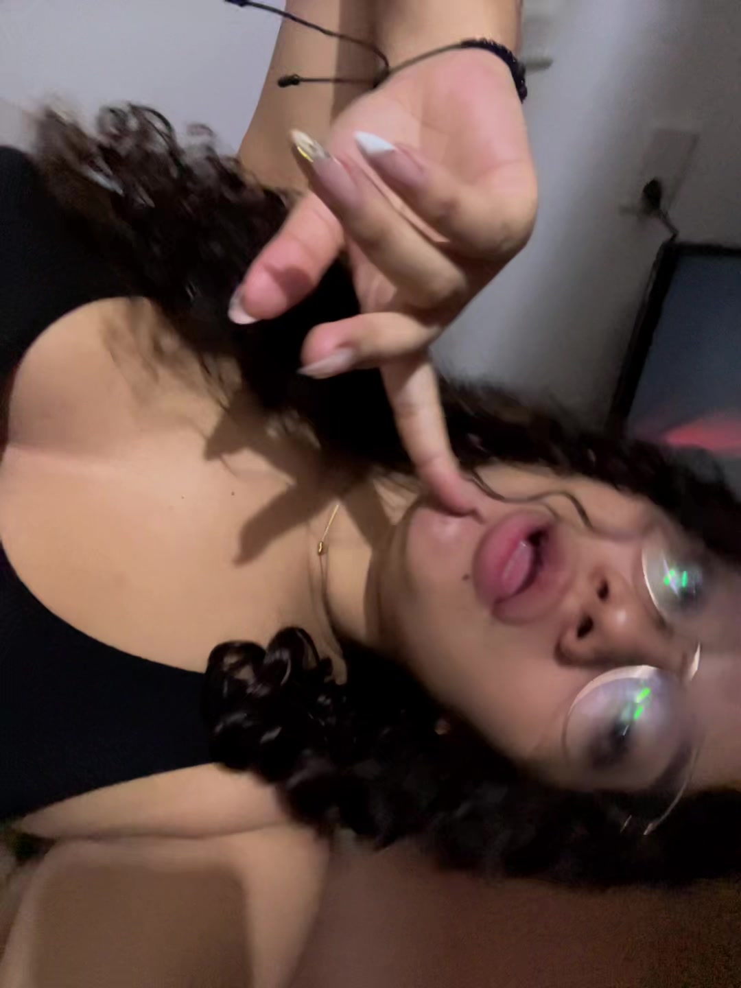 @mome🦋