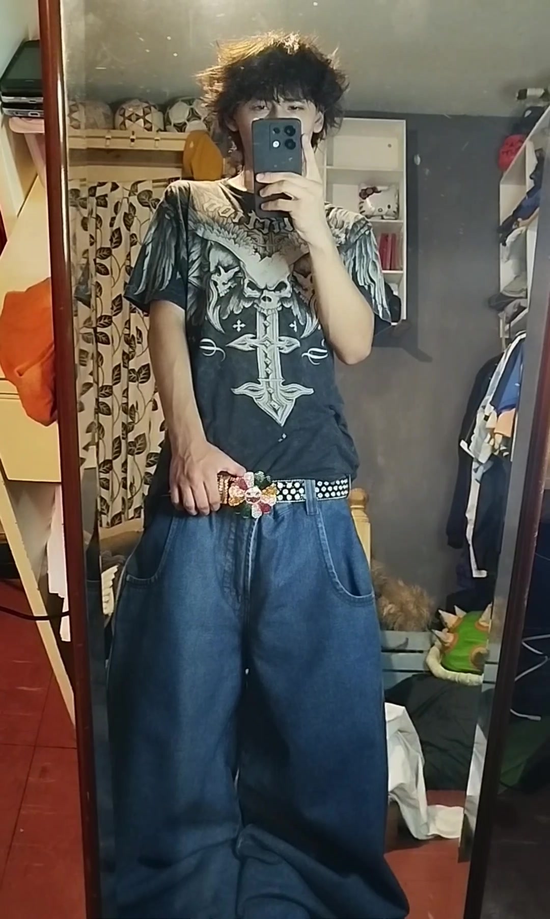 @urivf07