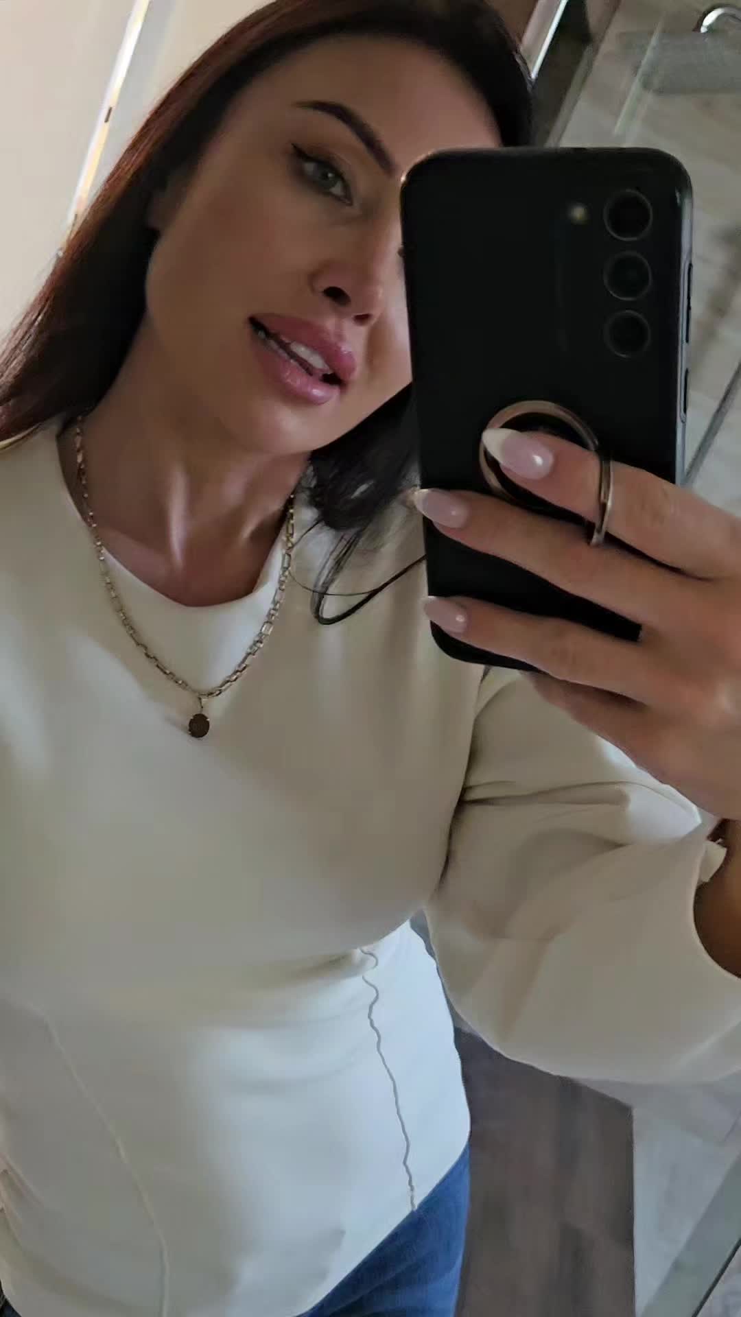 @Karolina