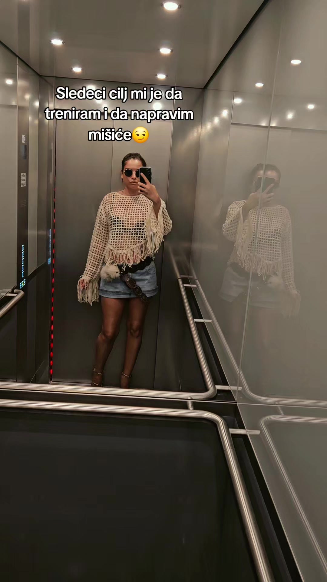 @Gia