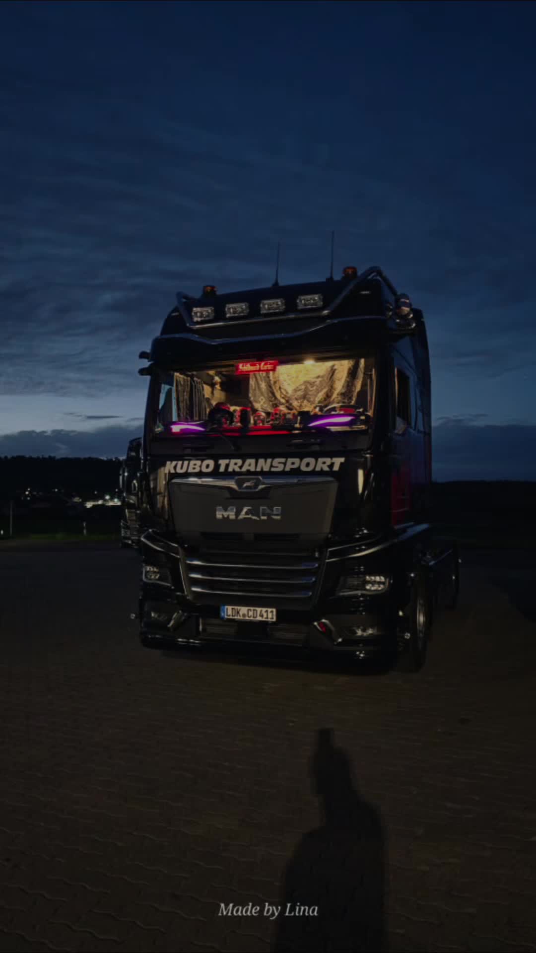 @Trucker Schildmaid Carina