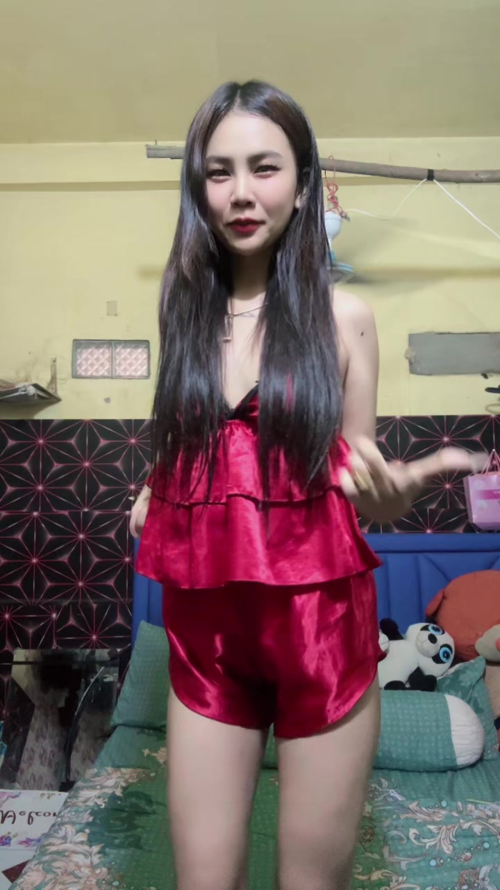 @Yińg Yińg 🍑🖤