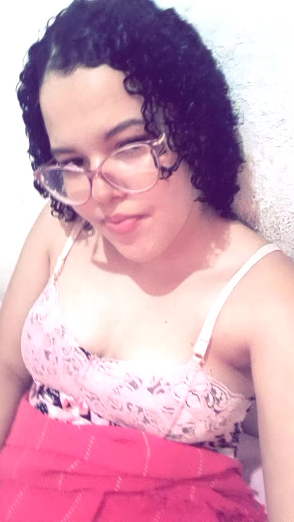 @Emilly Maria