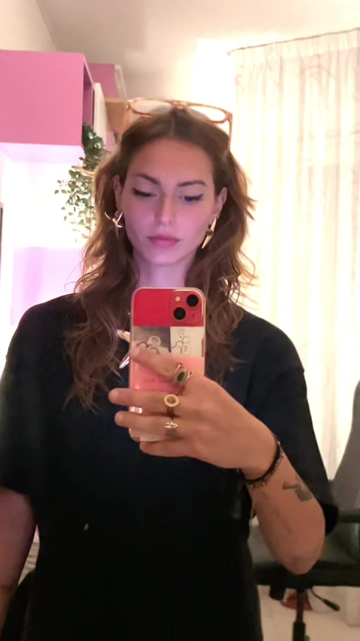 @emanuela