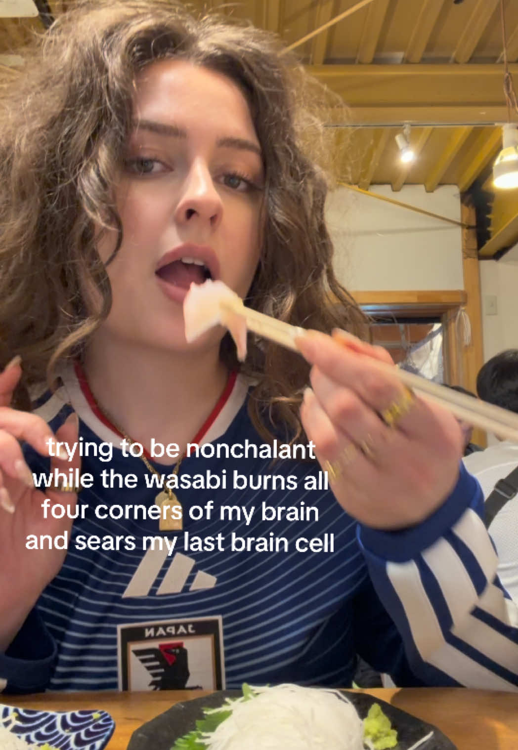 @laur.3ll3