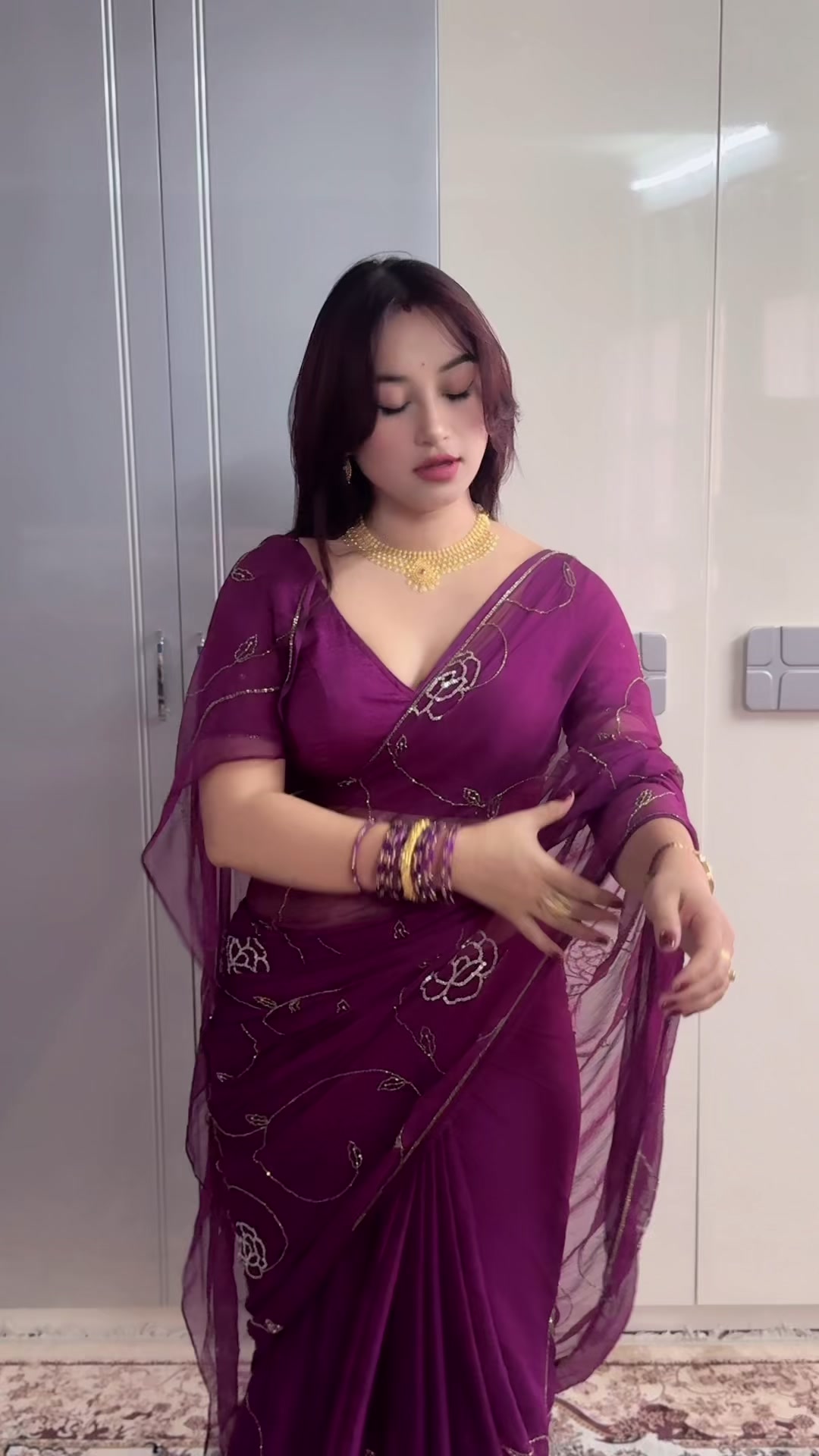 @Bindiya shrestha🐝🐘🧿